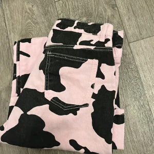 Rosa kobyxor - Typ large fåtal använd