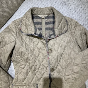 Burberry jacka dam - Burberry jacks dam stl xs i beige 