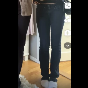 G star jeans❤️ - Lågmidjade vintage g star jeans i färgen marinblå ❤️super bra skick!!