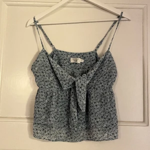 Blus  - Söt blus, använd en gång! 