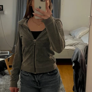 Grå kofta - Cubus kofta, bra skick