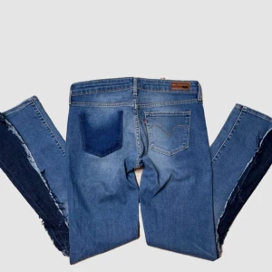 Remake jeans - Midja 74 cm Innerbenslängd 78 cm
