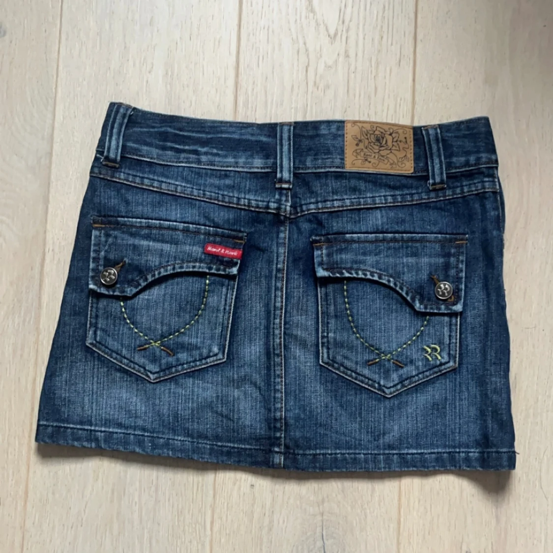 Snygg jeans kjol