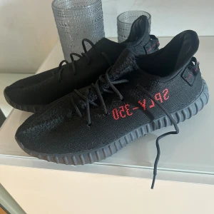 Sneakers - Använda en gång