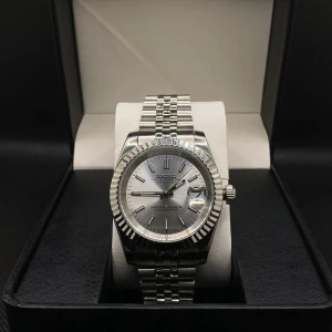 Seiko - Beställningar och frågor hanteras via insta📥