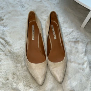 & other stories klackar - Storlek 40 - använda en del men i bra skick. 