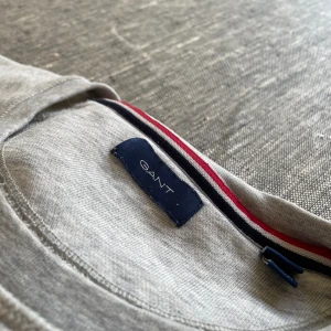 Gant tröja  - Väldigt bra skick  Använd 1 gång