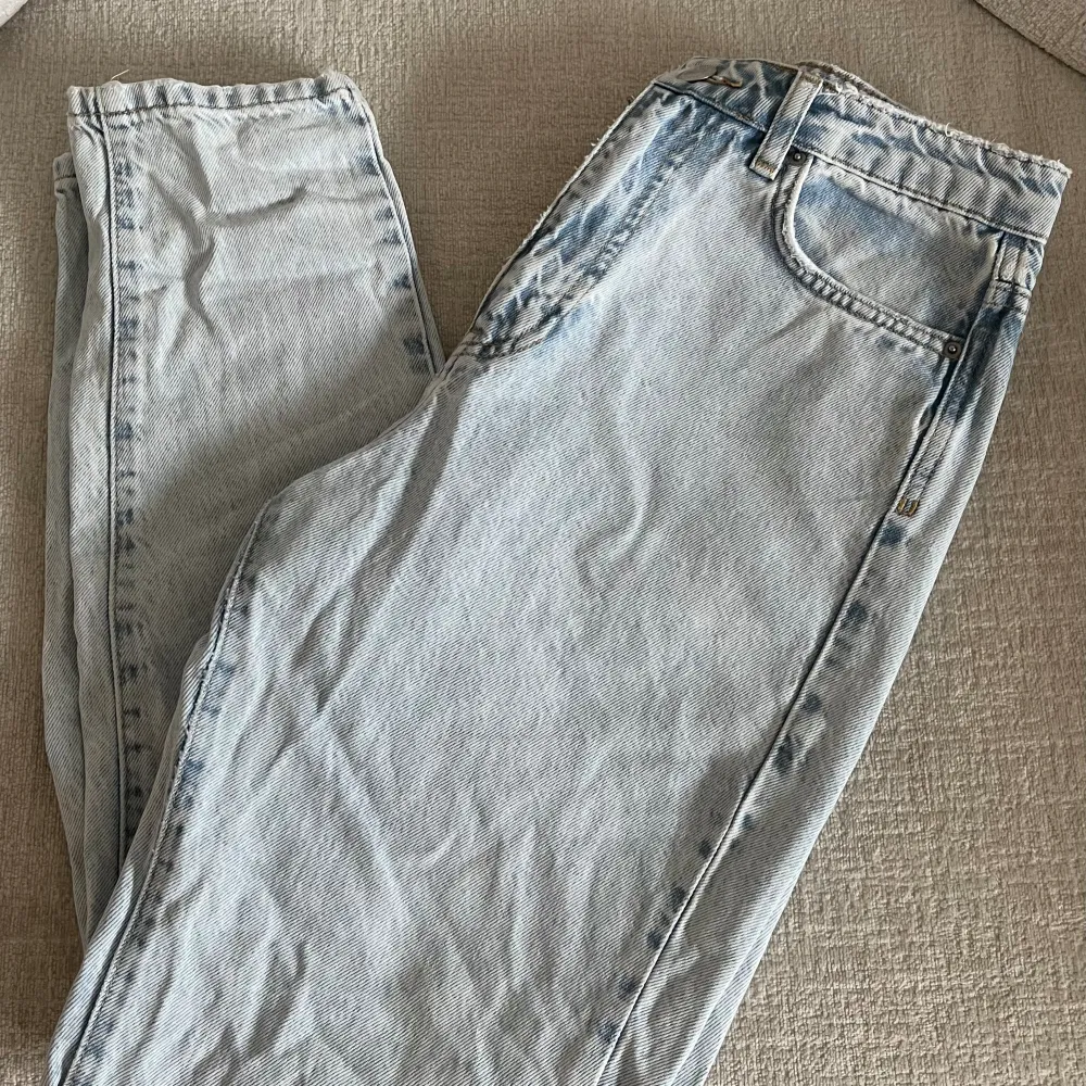 150kr 🌸👚📦. Jeans & Byxor.