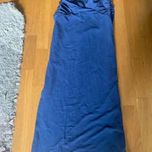 Klänning - Blå tubtopp klänning