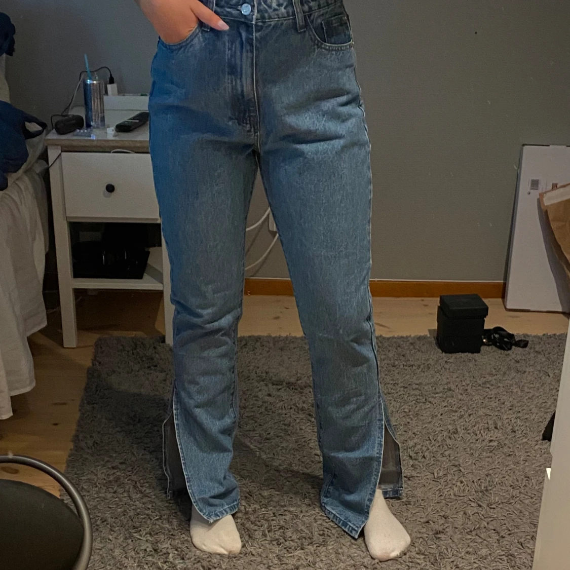 Jeans med slits