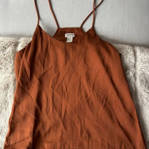 Topp - Brun orange topp i S-M