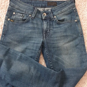 Tiger of sweden jeans skinny slender morgan 26/32 w26 - Priset kan diskuteras😆