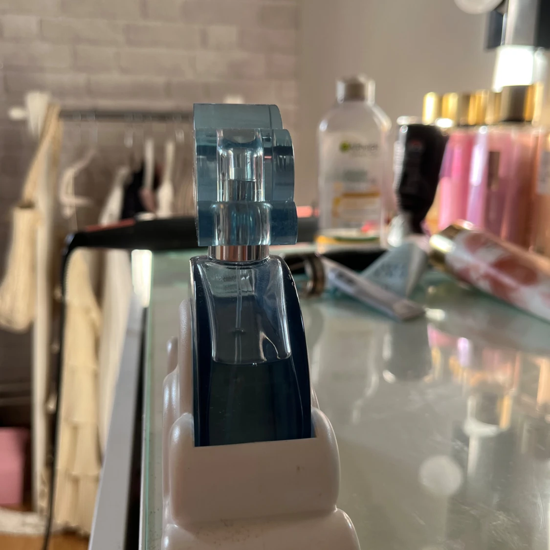 Ariana grande cloud - 90