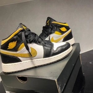 Riktiga jordans - Köptes restock för 1700kr bra kvalitet 