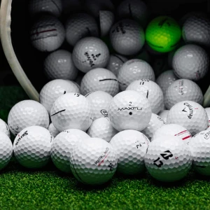 Florida golfbollar - Floridagolfbollar från bland annat kirkland, Maxfli, topflite, pinnacle  49kr/dussin 89kr/dubbeldussin Billigast på marknaden SKRIV VID KÖP SAMT HUR MÅNGA DUSSIN DU VILL HA!🏌️⛳️