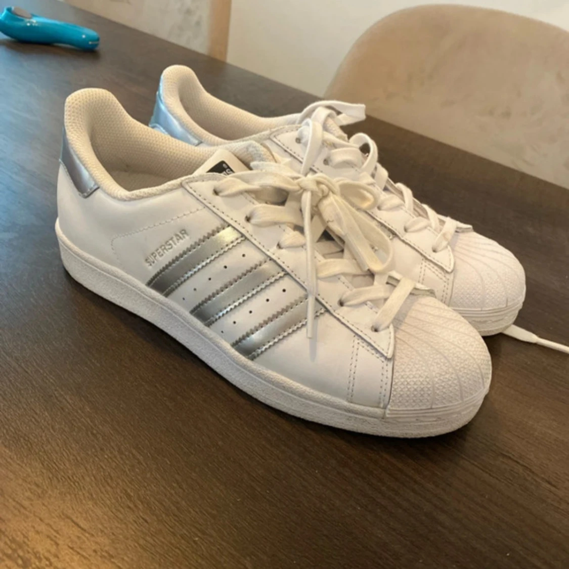 Vita Adidas Superstars