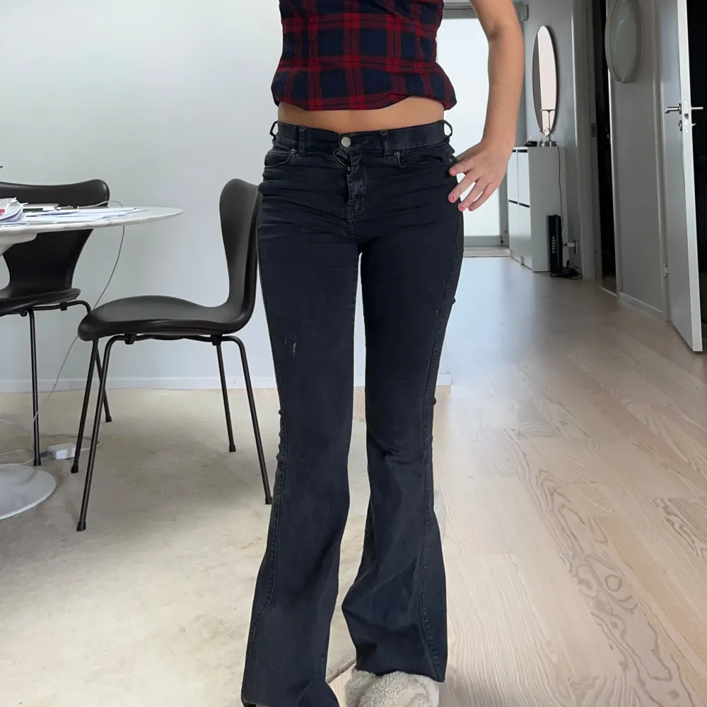 Jättesnygga bootcut jeans ifrån dr denim!! 😍😍🥰. Jeans & Byxor.