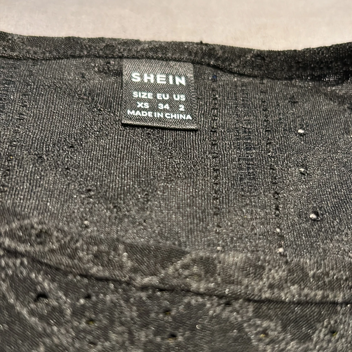 Gullig mönstra topp  - 91