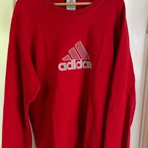 Oversized adidas sweatshirt - Använd
