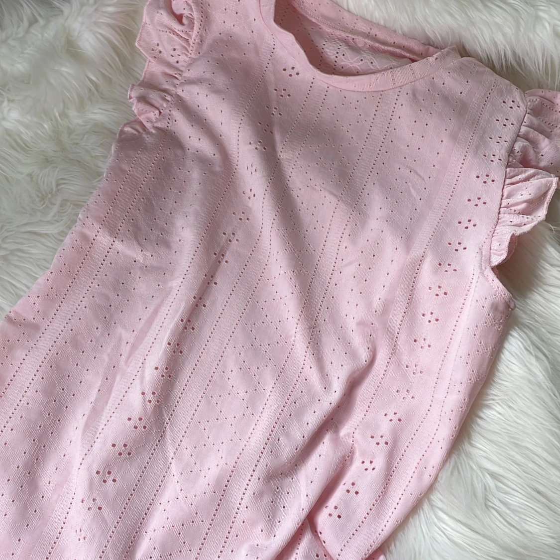 Baby pink blus