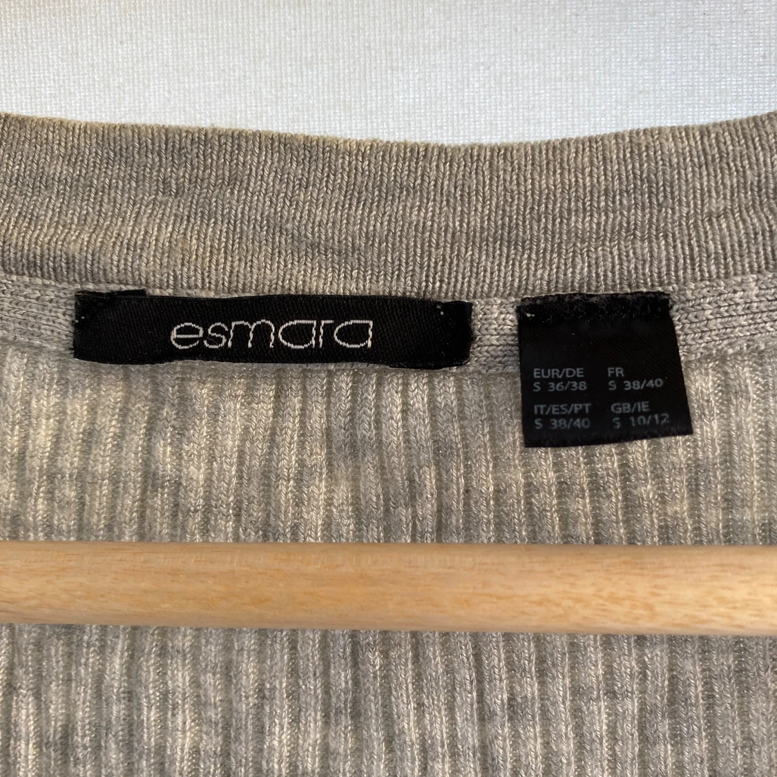 Grå kofta från Esmara - 91