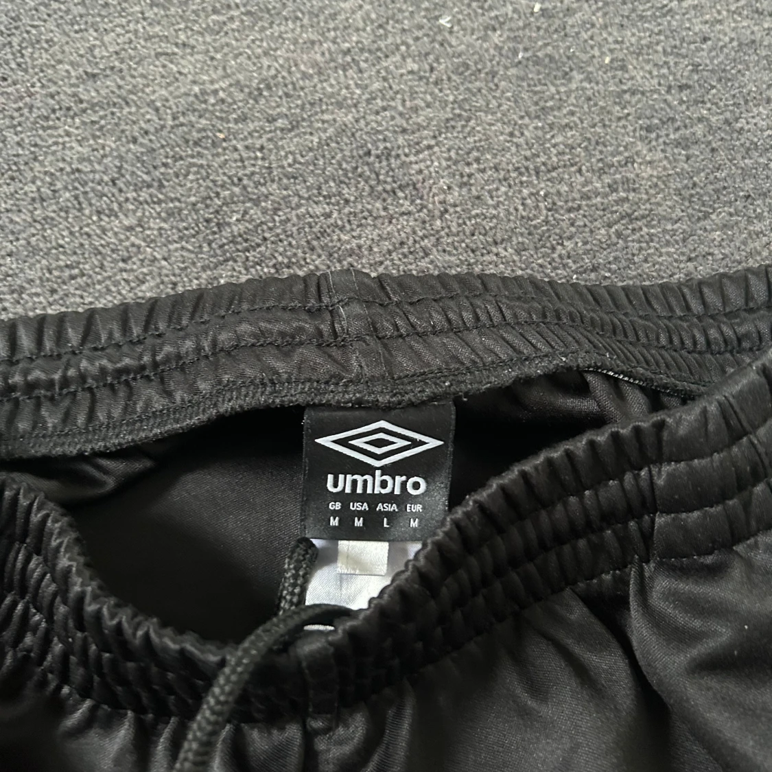 Träningsbyxor  - 90