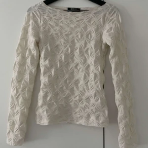 textured long sleeve top - Super fin tröja som tyvärr inte kommer till användning. Använd en gång