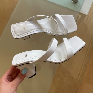 Sandaler zara 41 - Storlek 41 från ZARA endast en gång använda pris 349kr
