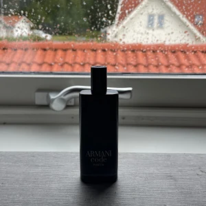 Armani code parfum - Armani code parfum 