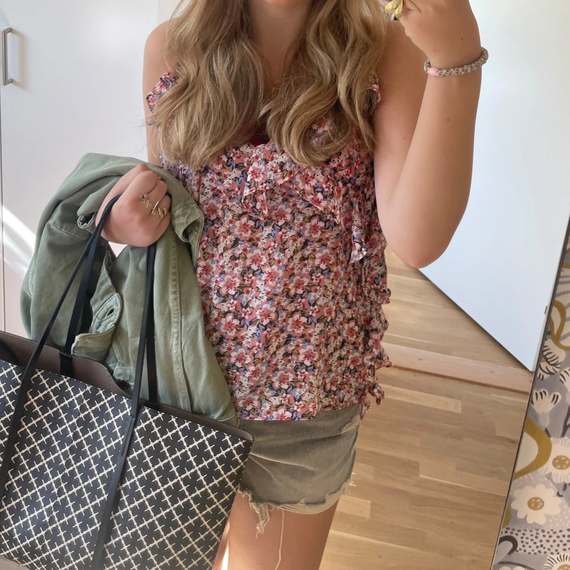 Jättefint blommigt linne💗💗 - 90