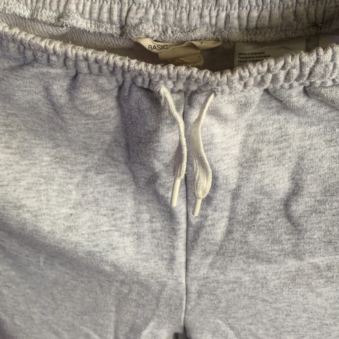 Basic gråa mjukisar - 92