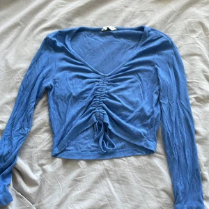 Long sleeve crop top - Light summer crop top