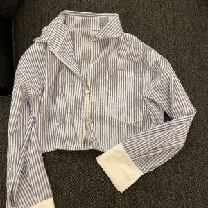 Cardigan  - Linneliknande material, xxs, köpt secondhand 