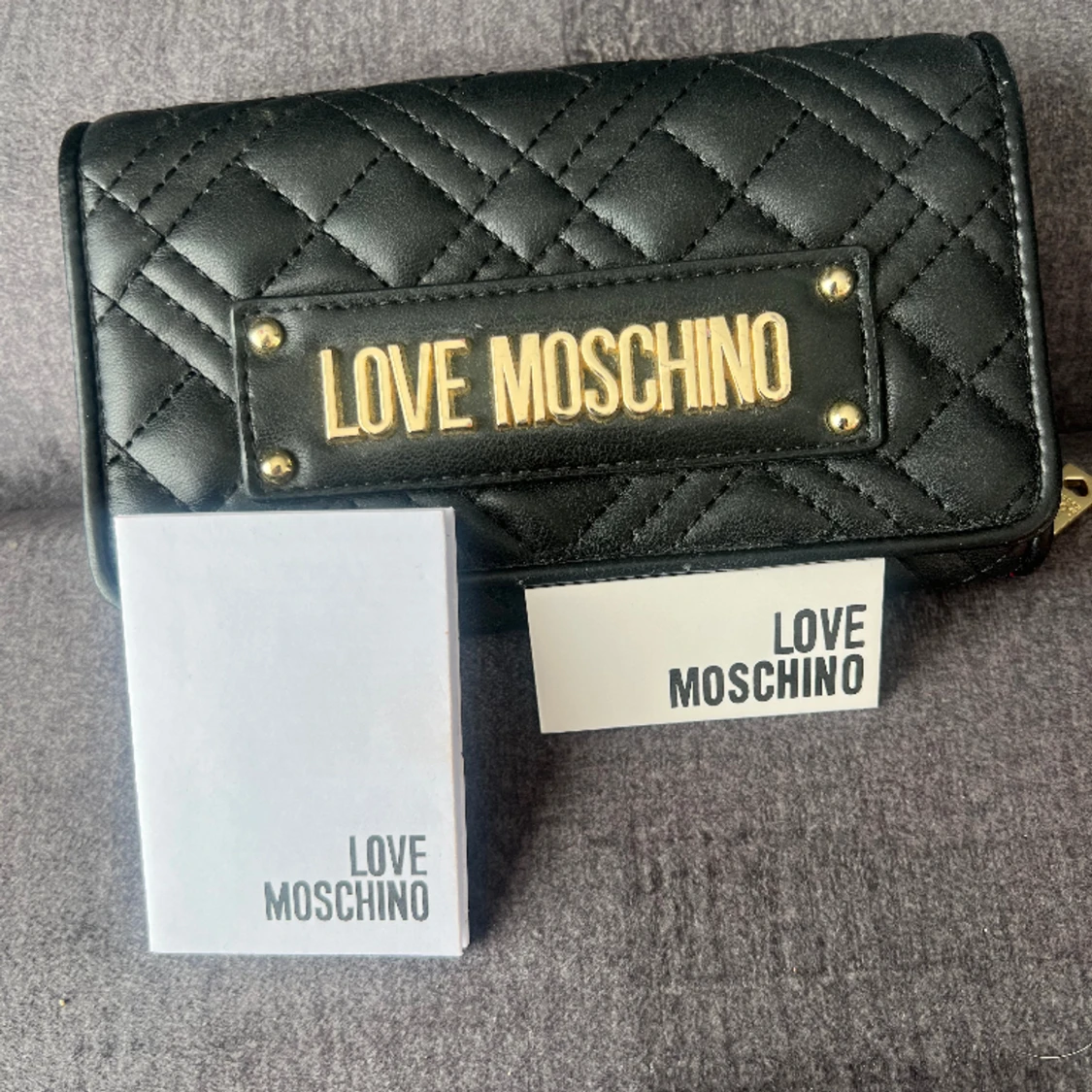 Love moschino plånbok 