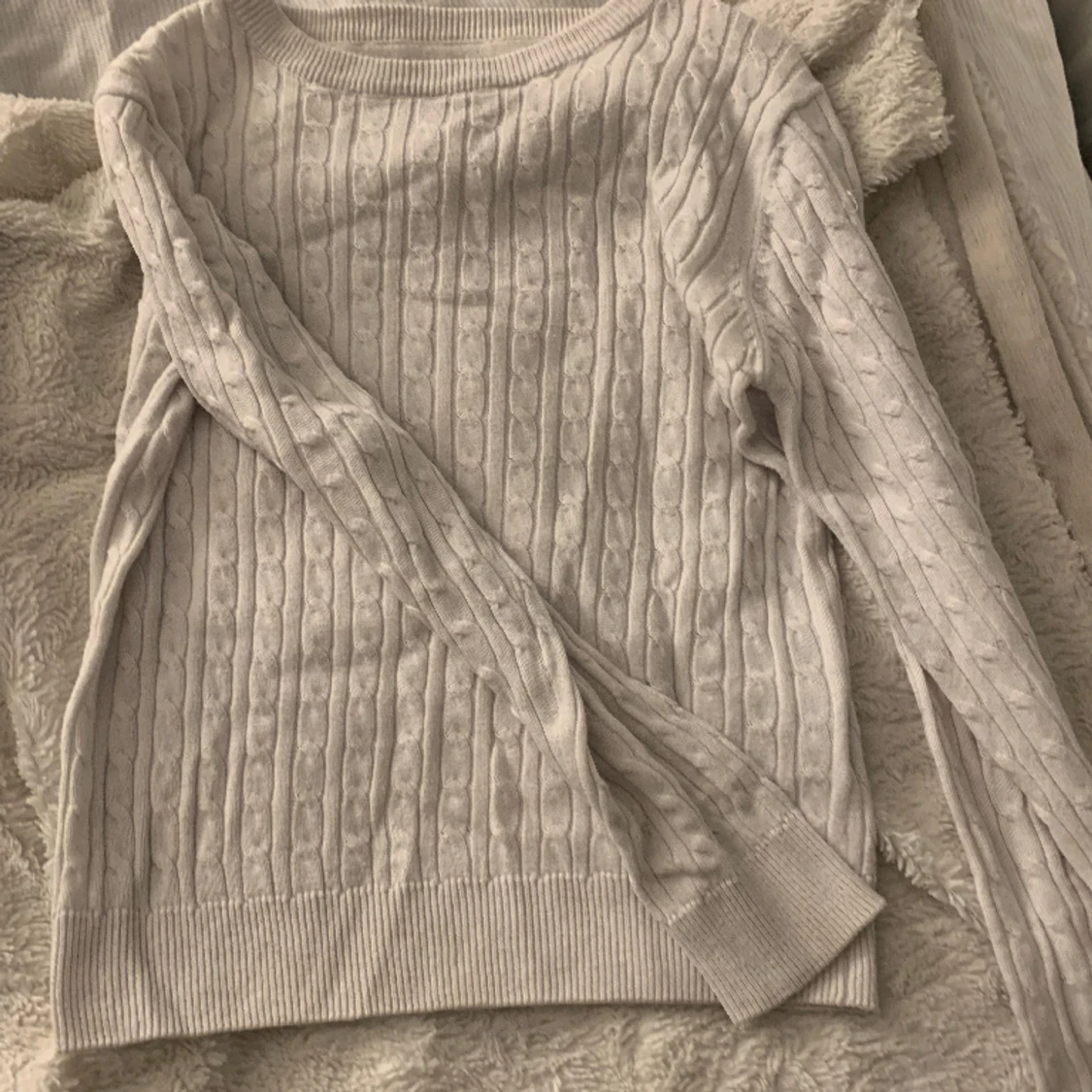 Vit lång ärmad tröja - 90