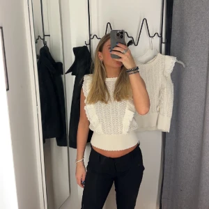 Topp - Säljer min topp från lindex i strl S, endast använd en ggn💞💞nypris 499kr mitt pris 199kr