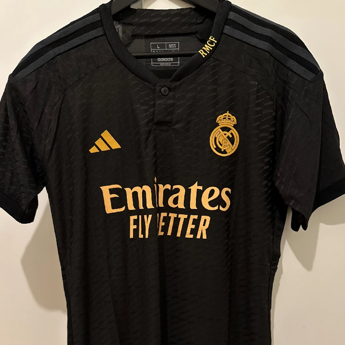 Real Madrid tredje tröja 23/24 authentic 