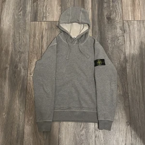 Stone island hoodie - Cond: 8/10 