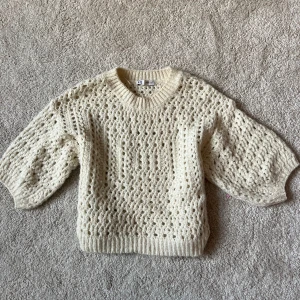 Trekvartärmad tröja - Trekvartärmad stickad tröja, knappt använd