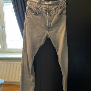Jack&jones jeans - Gråa Jack&jones jeans