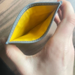 Goyard korthållare - Använd i typ 3 dagar har haft 3 kort i den bra kvalitet priset går att förhandla 