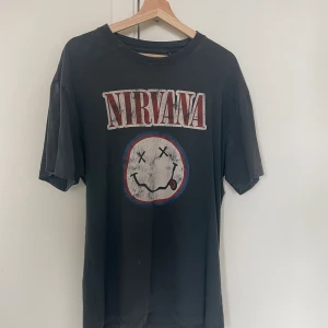 Nirvana Oversized T-Shirt  - Inga spår av användning 
