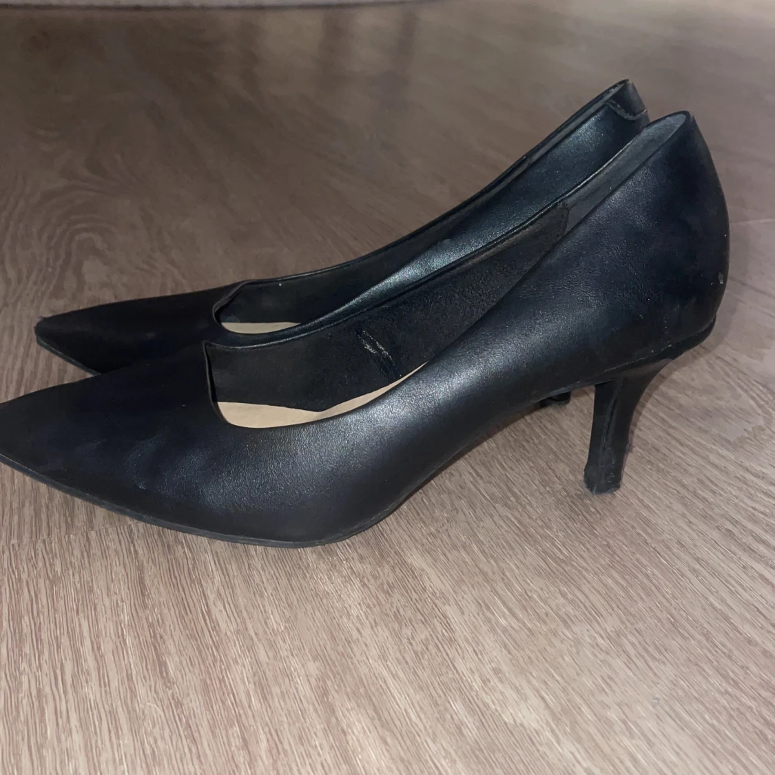 Svarta stiletto skor - 90