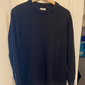 Stickad tröja  - Svart stickad tröja från H&M 