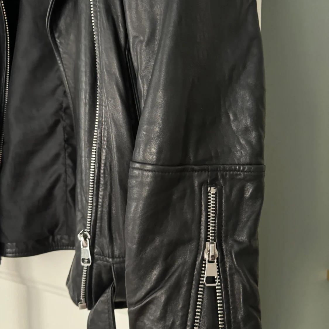 Skinnjacka dam  - 90