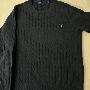 Marinblå Stickad Gant tröja i storlek XL