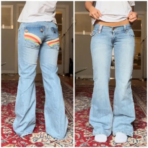 J-24C06 - Midja: 39, Innerben: 77, jag är 165