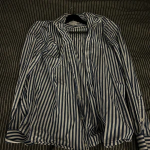 Skjorta - Två skjortor från bläck i väldigt bra skick