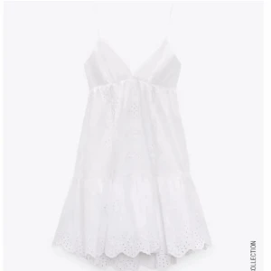 Zara klänning  - Jätte fin zara klänning! I nyskick!💛