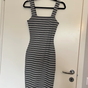 Klänning från bershka  - S